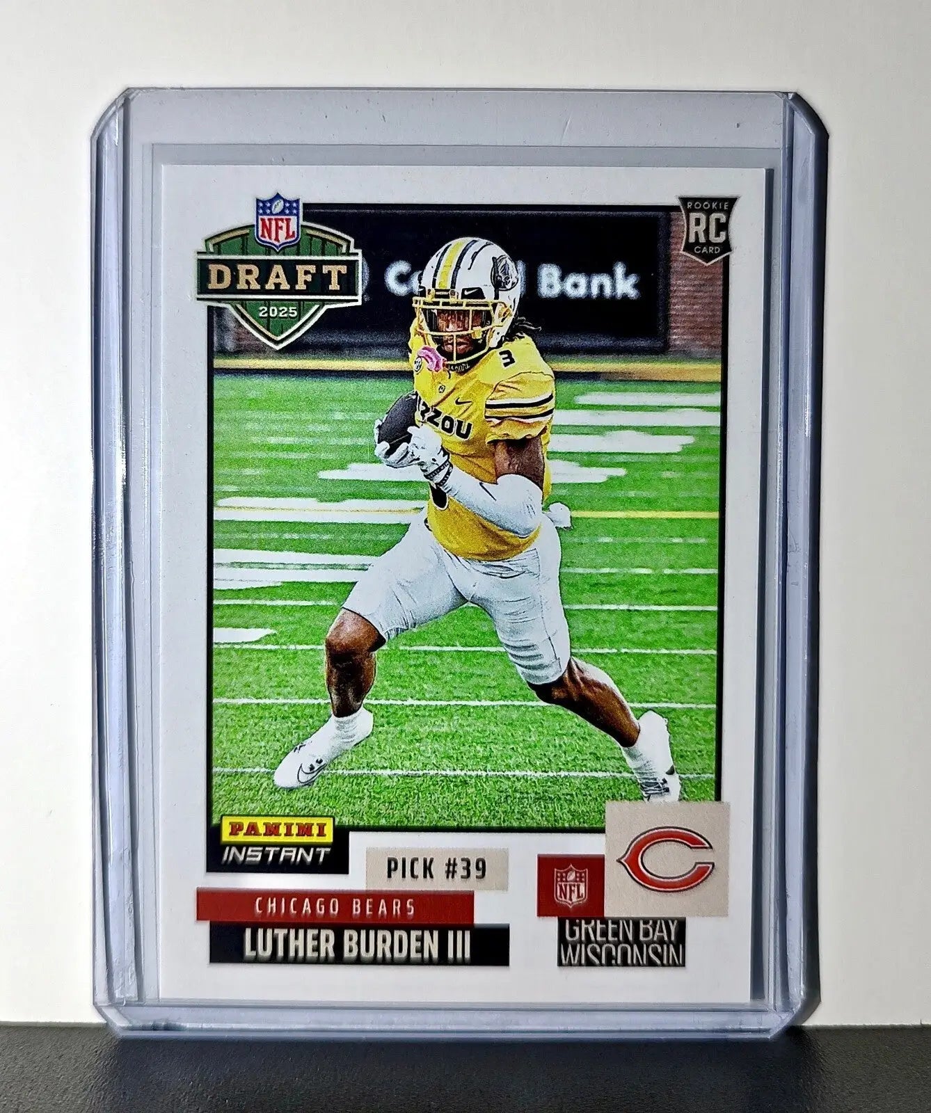 Luther Burden III Rookie 2025 NFL Draft #22 Football Card Chicago Bears 1 of 789 - Football Card Single