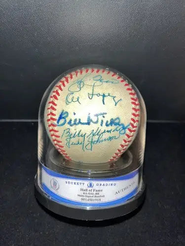 Lyons Hubbell Roush Berra Multi SIGNED Auto Ball BASEBALL HOF Beckett 16 Sigs - Sports Memorabilia