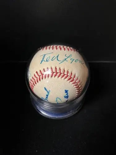 Lyons Hubbell Roush Berra Multi SIGNED Auto Ball BASEBALL HOF Beckett 16 Sigs - Sports Memorabilia