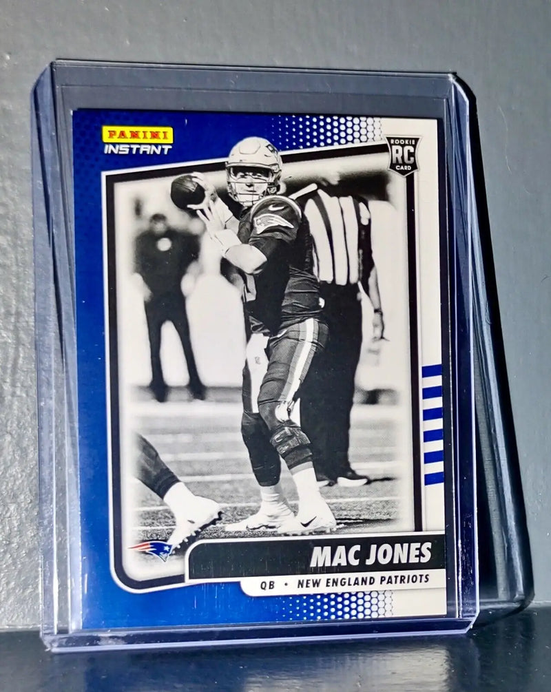 Mac Jones 2021 Panini NFL Black and White Rookies #9 Card 1/2728