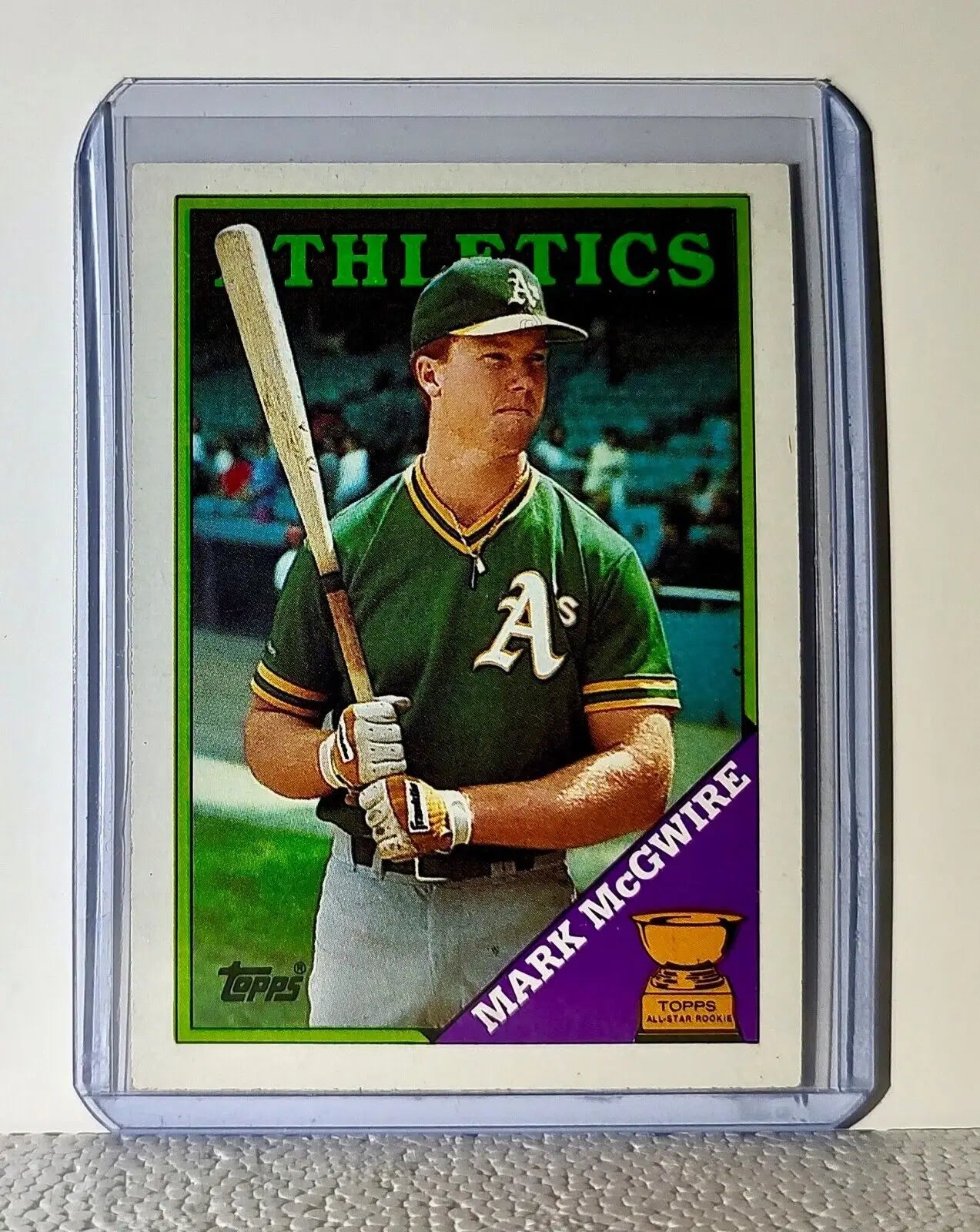 Mark McGwire 1988 Topps MLB #580 Baseball Card Oakland Athletics - Baseball Card Single