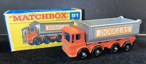 MATCHBOX NO # 51-C 8 WHEEL TIPPER ORANGE BODY DOUGLAS LABELS NMT - Action Figure & Toy