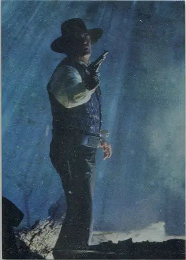 Cowboy in dramatic pose with gun on Maverick The Movie Tekchrome Chase Card T2