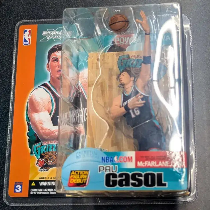 McFarlane’s Sports Picks 2003 NBA Pau Gasol - Action Figure & Toy