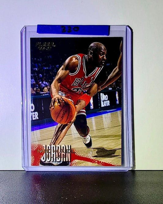 Michael Jordan 1996-97 Fleer #13 Basketball Card Chicago Bulls - Basketball Card Single