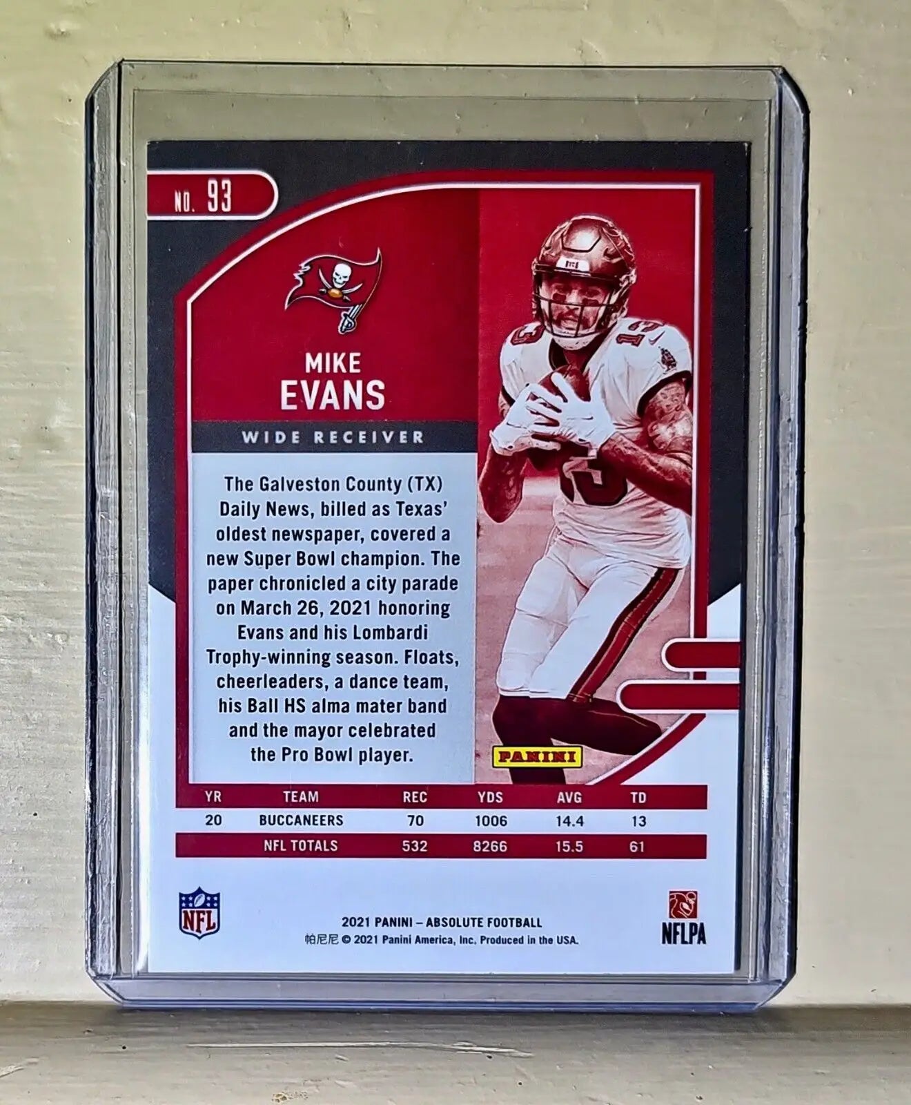 Mike Evans 2021 Panini NFL Absolute Football #93 Card Buccaneers - Football Card Single