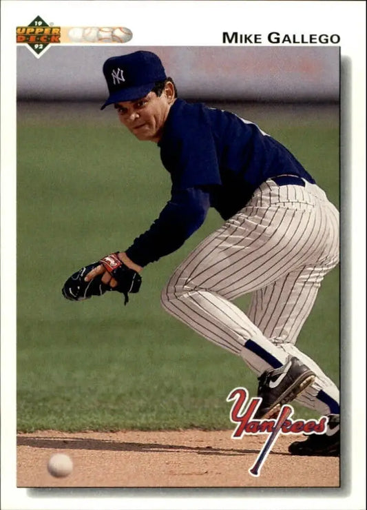 Mike Gallego 1992 Upper Deck MLB #750 Baseball Card New York Yankees - Baseball Card Single