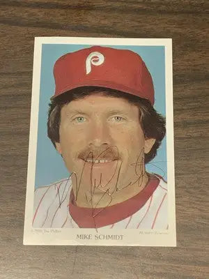 Signed Mike Schmidt baseball card featuring Philadelphia Phillies autograph with JSA certification