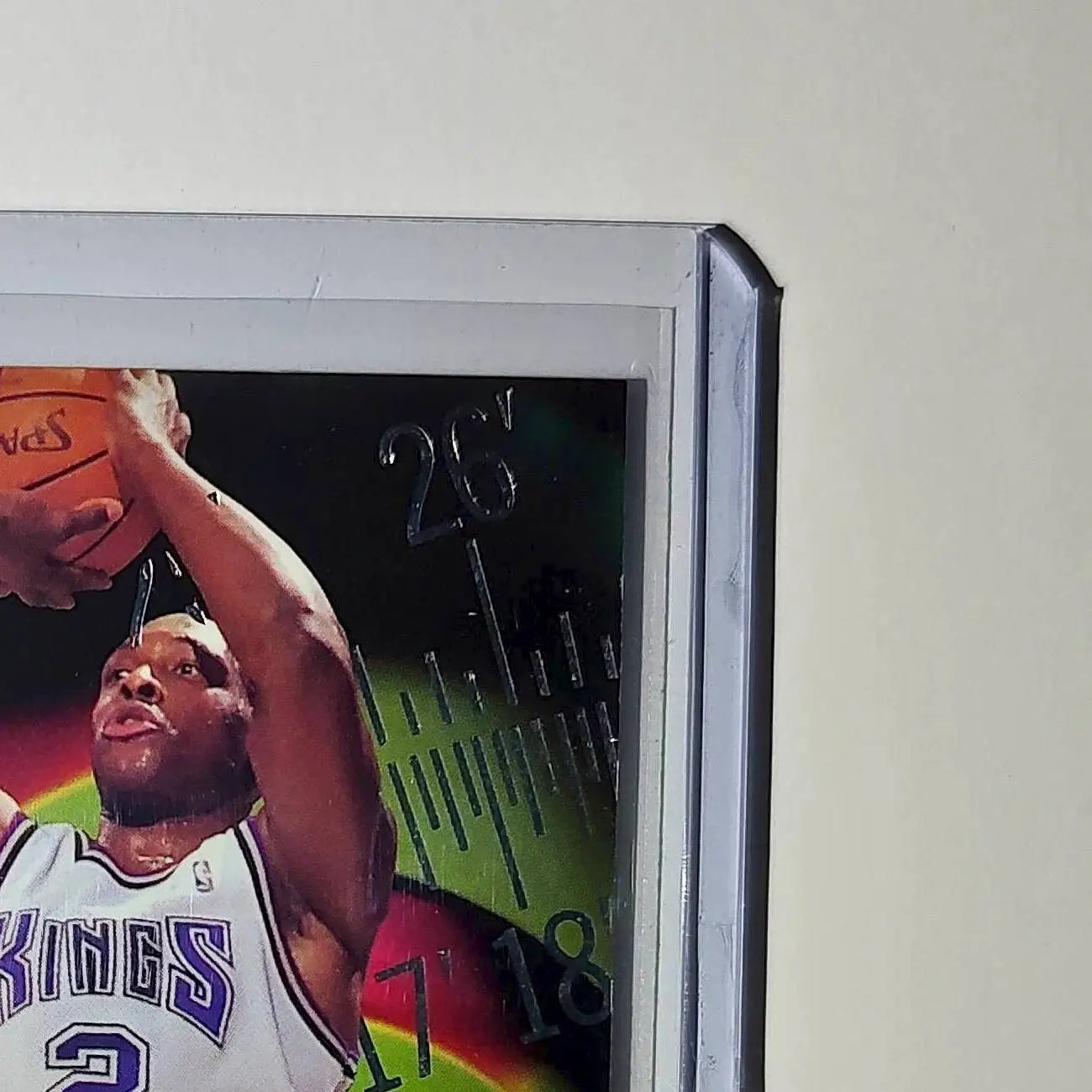 Mitch Richmond 1995-96 Flair NBA #11 Perimeter Power Card - Basketball Card Single