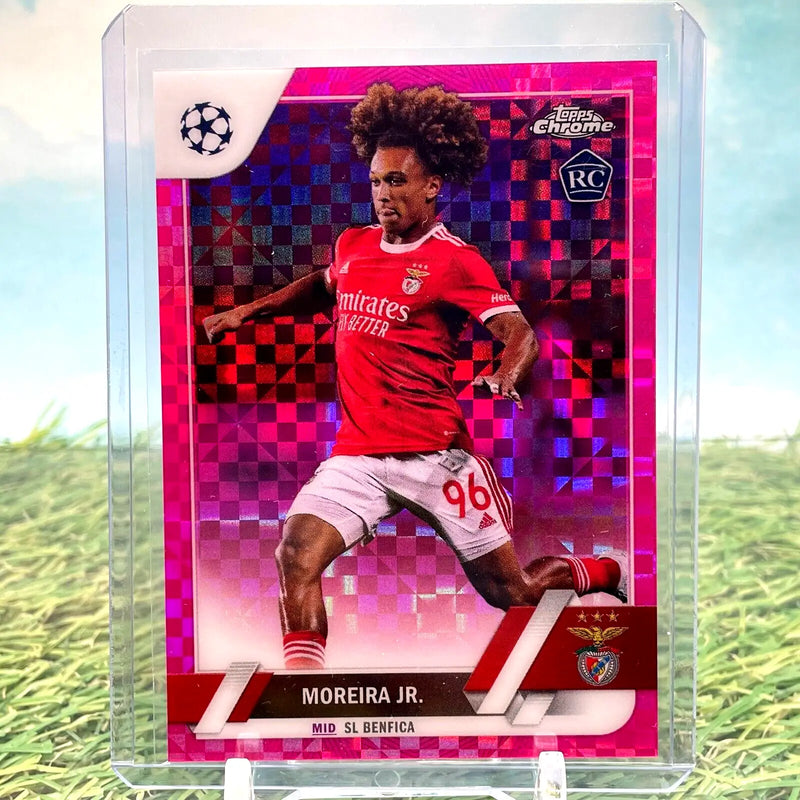 Pink Moreira Jr. soccer card from Topps Chrome Club Rookie Pink Checkerboard /250