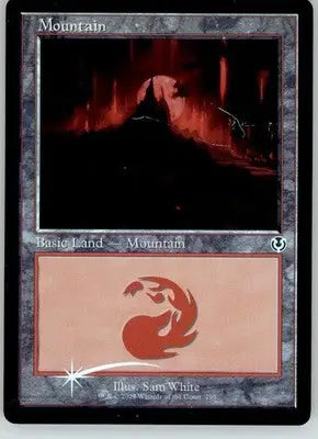 Mountain (Retro Frame) - Innistrad Remastered - 295 - Foil NM Magic - Magic Card Single