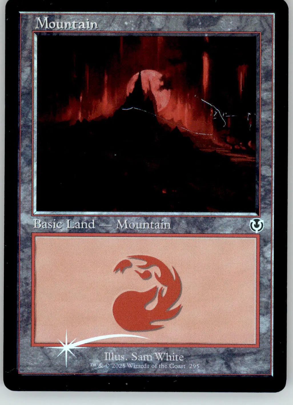 Mountain (Retro Frame) - Innistrad Remastered - 295 - Foil NM Magic - Magic Card Single