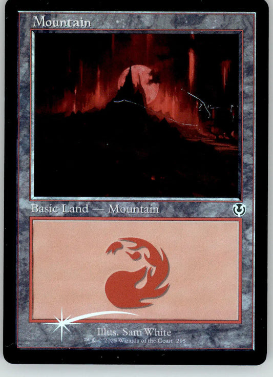 Mountain (Retro Frame) - Innistrad Remastered - 295 - Foil NM Magic - Magic Card Single