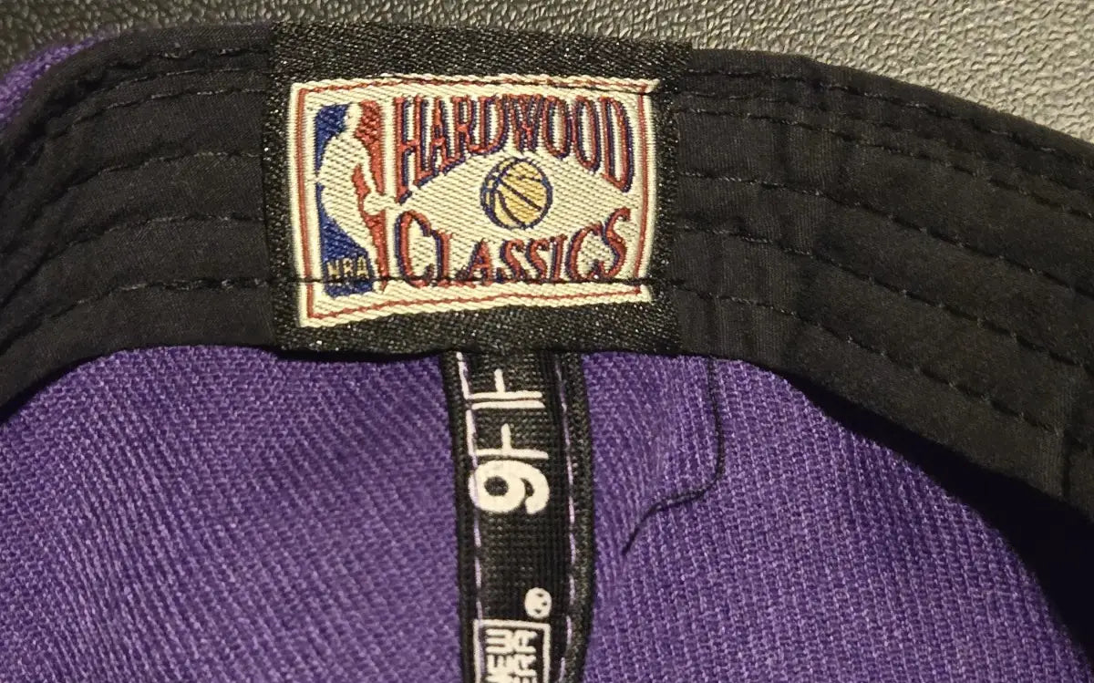 New Era Lakers 9Fifty Snapback Hardwood Classics Hat + 1997 Kobe Bryant SGC 8.5 - Basketball Card Single