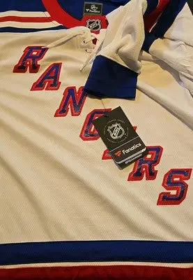New York Rangers Fanatics NHL Jersey Size Large NWT featuring classic team design