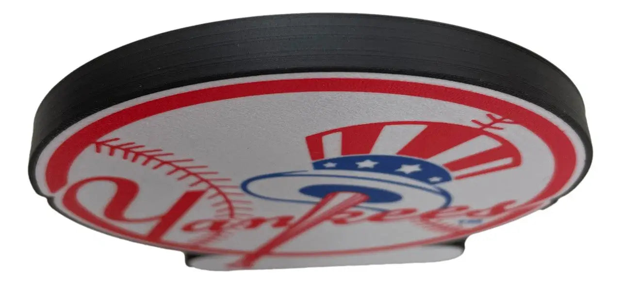 New York Yankees 3D printed round coaster with Yankees logo and black rim for baseball fans