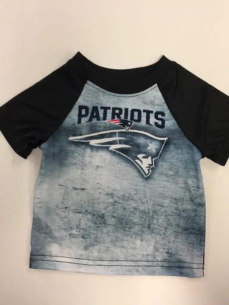 NFL Kids Short Sleeve Faded Logo Tee T-Shirt New England Patriots