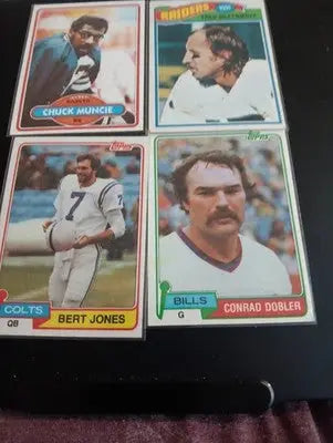NFL superstars & HOFers- Vintage 8-card Topps lot. See full description! EX-EX+ - Football Card Single