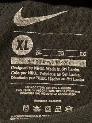 Nike T-Shirt Boys XL Black Just Do It Yellow Swoosh Graphic Tee 100% Cotton - Apparel