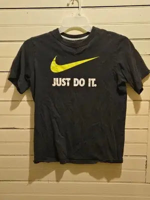 Nike T-Shirt Boys XL Black Just Do It Yellow Swoosh Graphic Tee 100% Cotton - Apparel