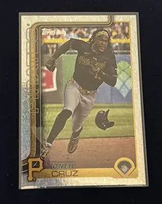 Oneil Cruz 2025 Topps Series 1 Sand Glitter Parallel Pittsburgh Pirates #284 - Baseball Card Single