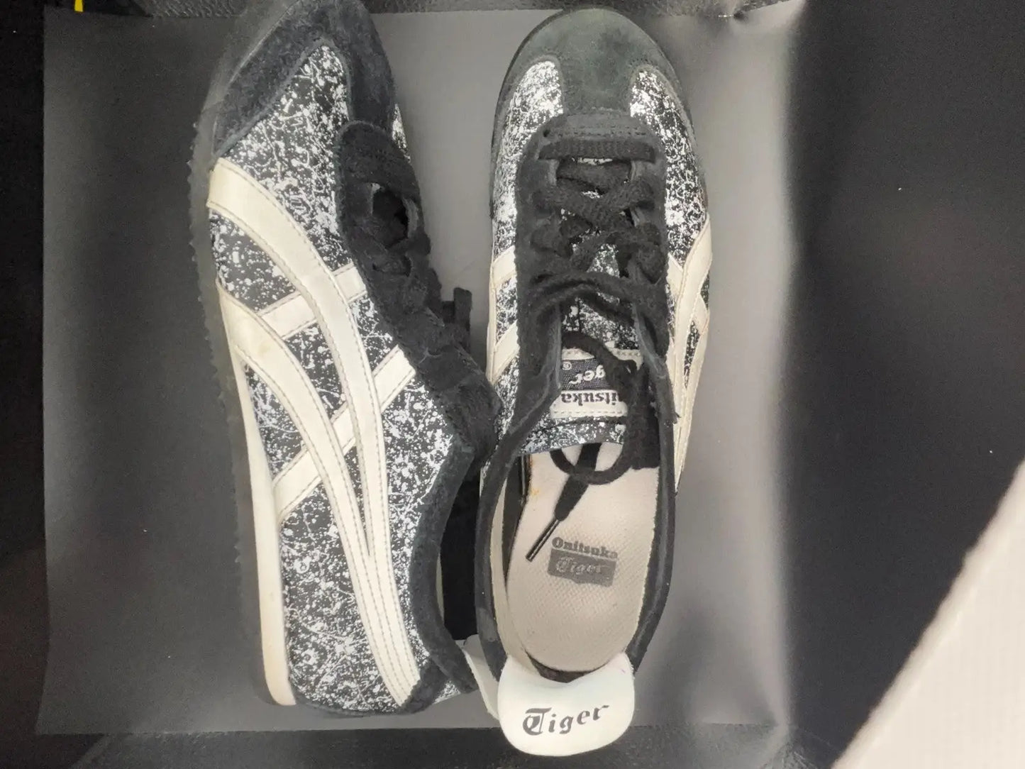 Onitsuka Tiger Mexico 66 HL7C2 Black White Paint Splatter Leather Mens 7 Wmns 9