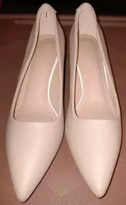 Pair of Women’s Nude/Beige Pointed-Toe Pumps Size 38 (US & Canada 7.5) Pre-Owned
