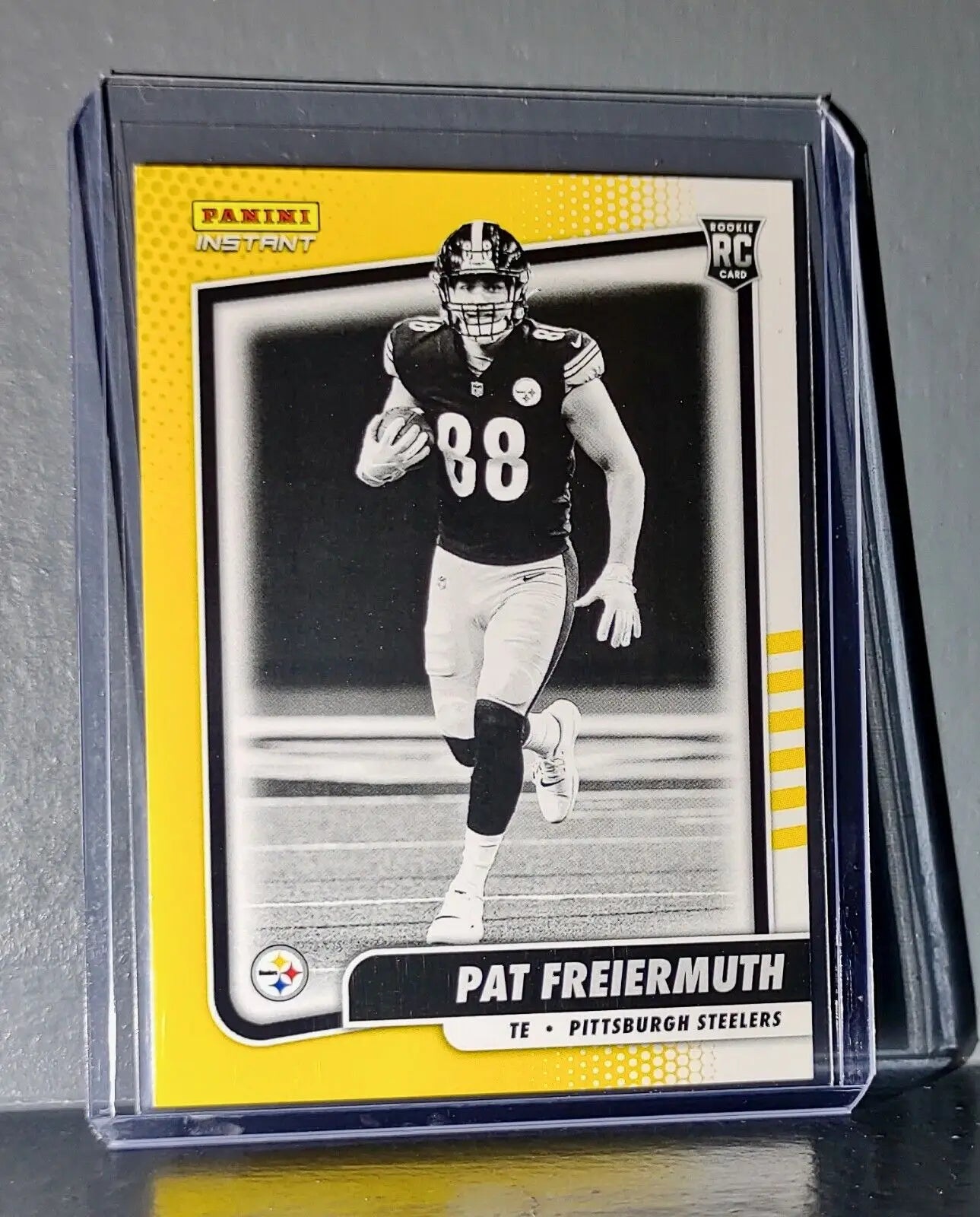Pat Freiermuth 2021 Panini NFL Black and White Rookies #17 Card 1/2728