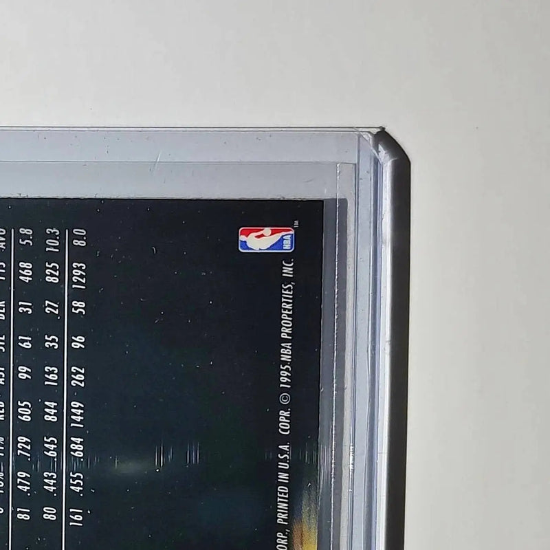 Popeye Jones 1995-96 Flair NBA #26 Card Dallas Mavericks