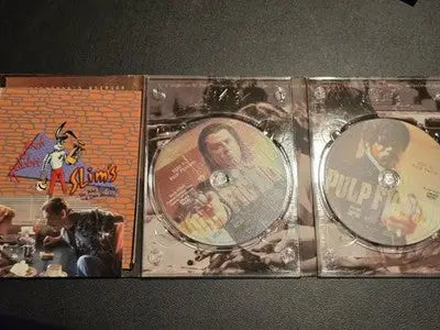 Pulp Fiction Collector’s Edition DVD 3-Disc Set Miramax Bonus Materials - Entertainment Memorabilia