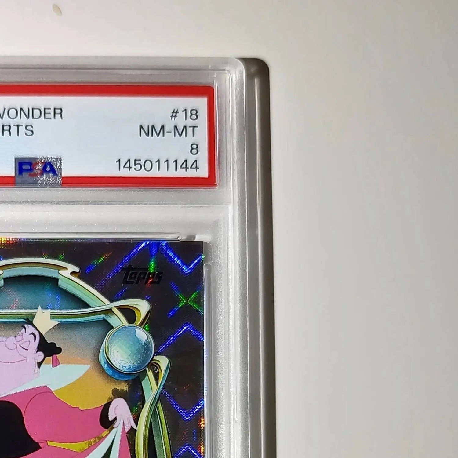 Queen of Hearts 2025 Topps Disney #18 Winter Variant Card Alice inland PSA 8 - Non-Sports Card Single