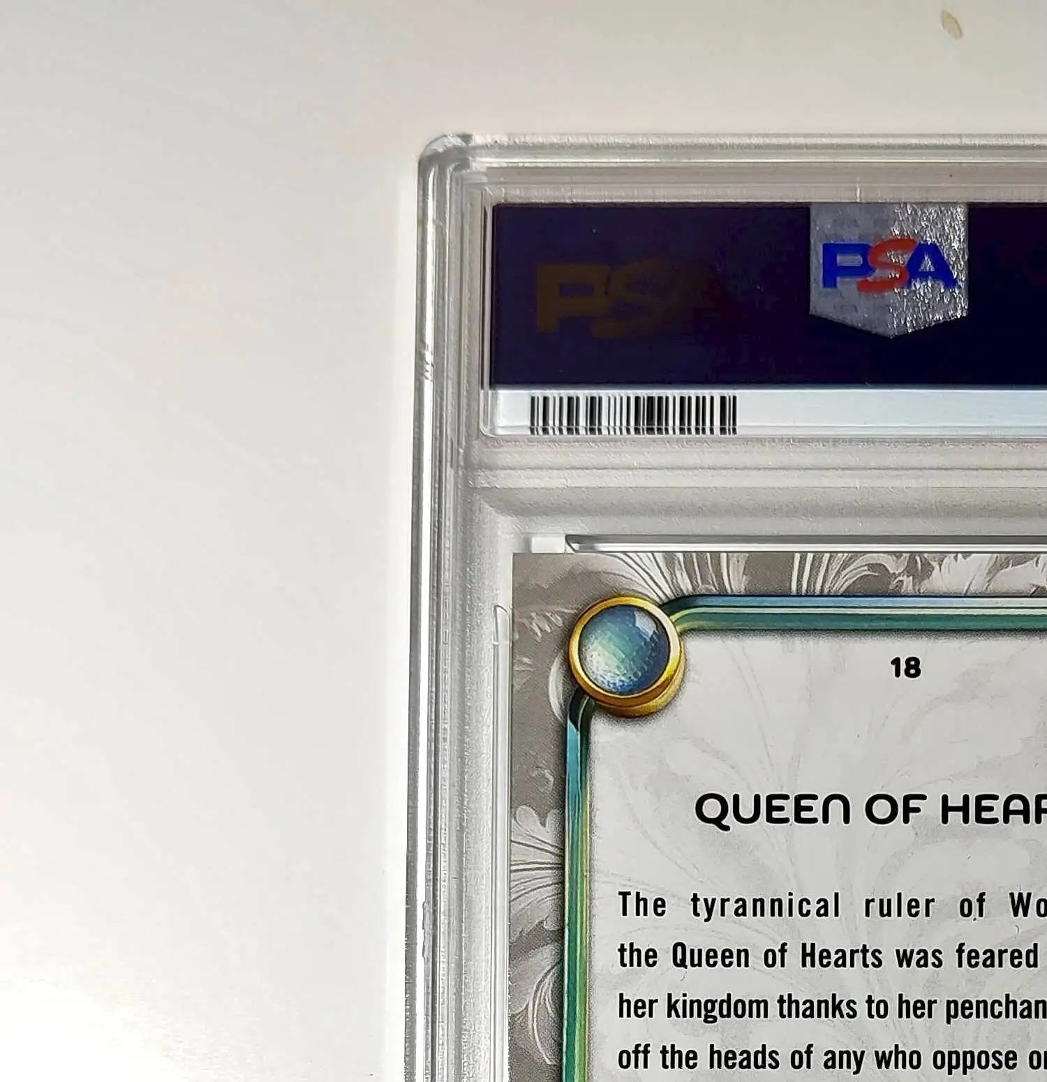 Queen of Hearts 2025 Topps Disney #18 Winter Variant Card Alice inland PSA 8 - Non-Sports Card Single