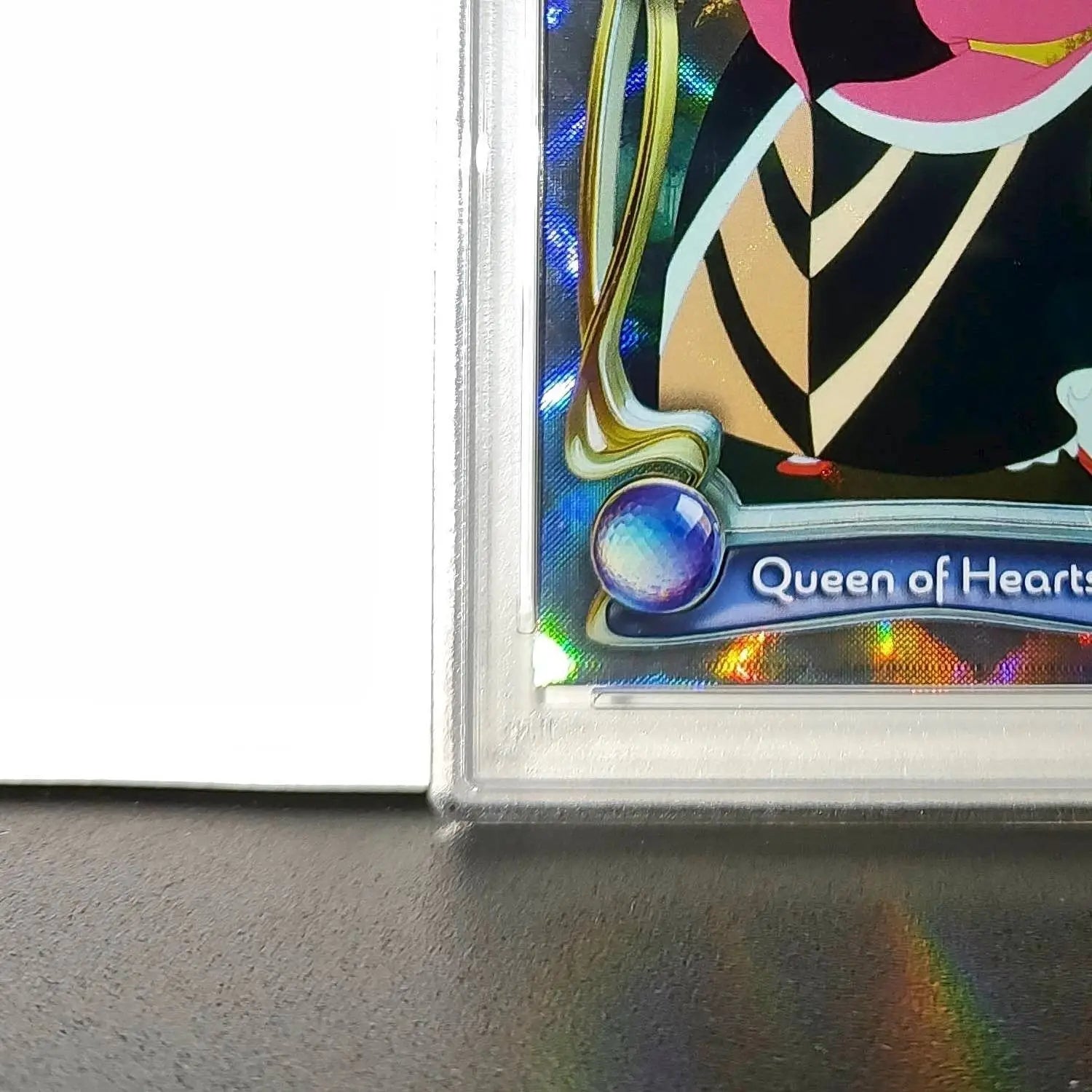 Queen of Hearts 2025 Topps Disney #18 Winter Variant Card Alice inland PSA 8 - Non-Sports Card Single
