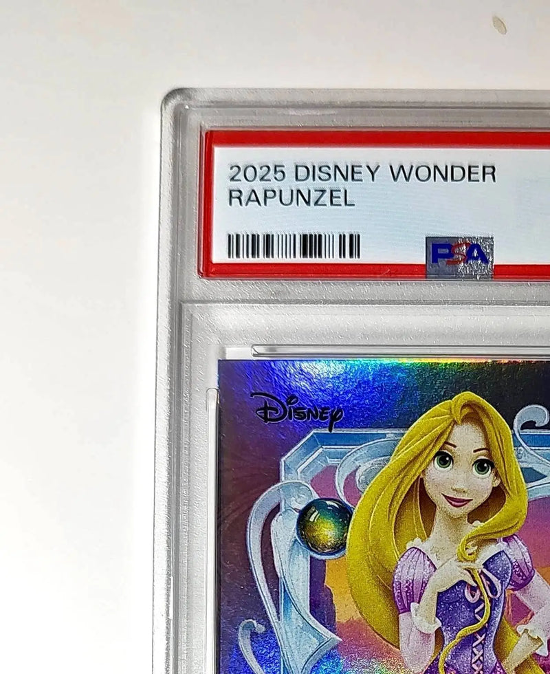 Rapunzel 2025 Topps Disney Cartoon Princess #160 Card Tangled PSA 8