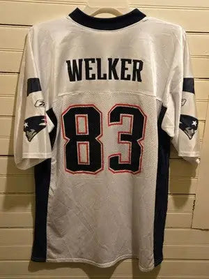 Reebok NFL Jersey Mens L Wes Welker 83 New England Patriots White Mesh VNeck - Apparel