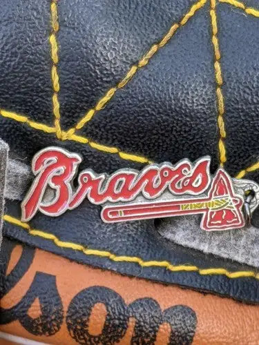 retired Atlanta Braves pewter pendant - Sports Memorabilia