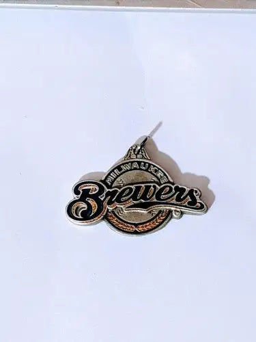 Retired Milwaukee Brewers pewter pendant - Sports Memorabilia
