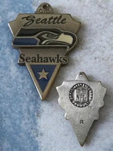 retired NFL Seahawks pewter pendant by Siskiyou ID:81165 - Sports Memorabilia