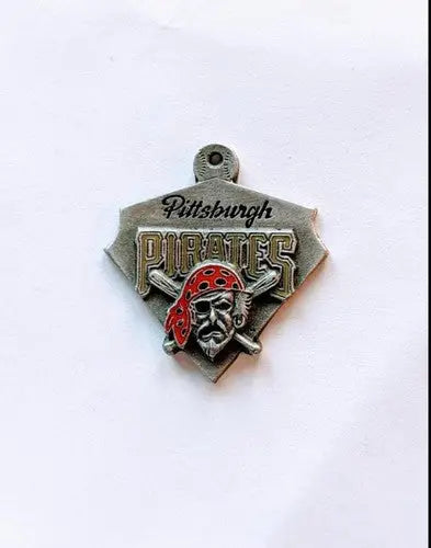retired Pittsburg Pirates pewter pendant - Sports Memorabilia