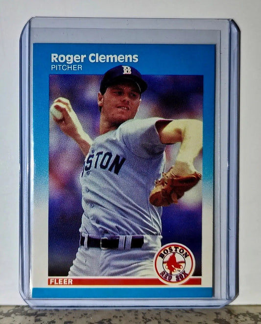 Roger Clemens 1987 Fleer MLB #32 Baseball Card Boston Red Sox - Baseball Card Single