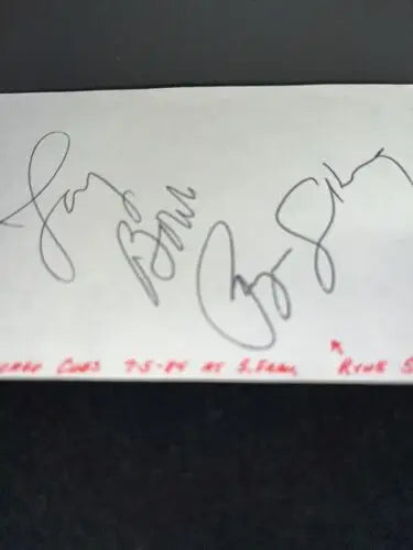 Autographed paper of Chicago Cubs Dual Signed Ryne Sandberg Larry Bowa Cut Signature