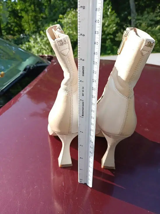 Sam Edelman Olina Boots Patchwork Design Cream and Tan Leather 7M Pre-Owned L@@K - Apparel
