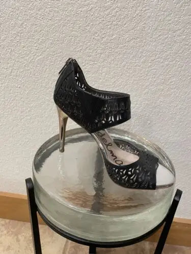 Black laser-cut Sam Edelman high heels for women in size 6.5