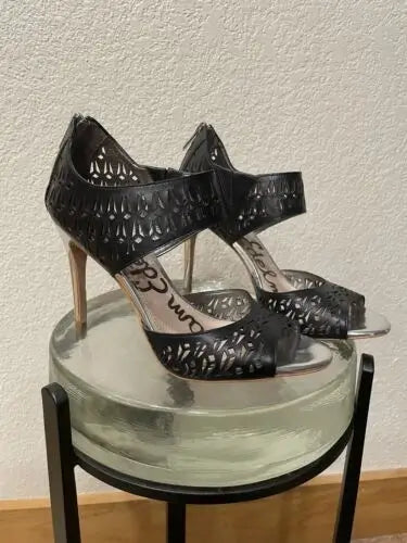Black laser-cut peep-toe Sam Edelman high heels for women in size 6.5