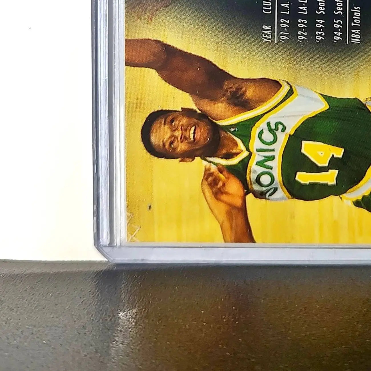 Sam Perkins 1995-96 Flair NBA #129 Card Seattle SuperSonics