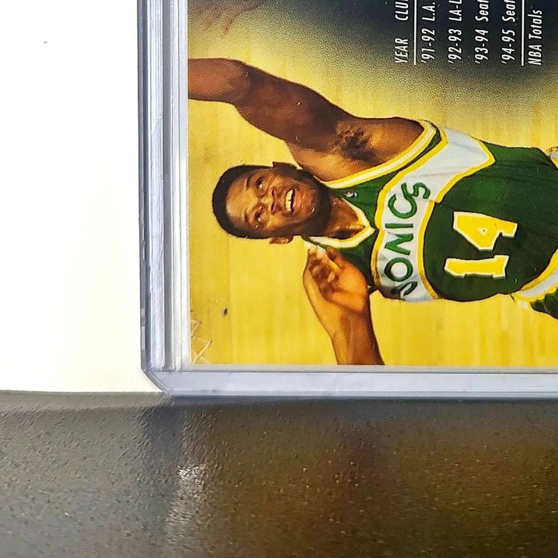 Sam Perkins 1995-96 Flair NBA #129 Card Seattle SuperSonics