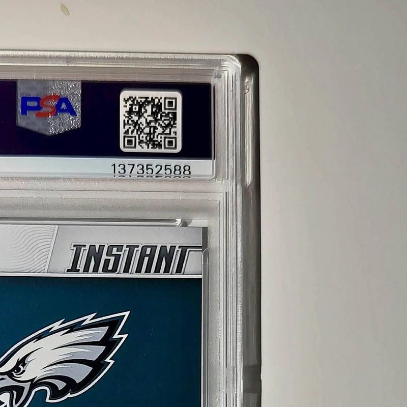Saquon Barkley 2024 Panini Record Breaker NFL #270 Philadelphia Eagles PSA 10