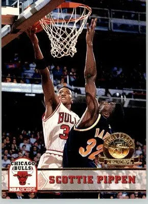 Scottie Pippen - 1993-94 Hoops - #32 - Basketball - Basketball Card Single