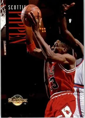 Scottie Pippen - 1994-95 SkyBox Premium - #26 - Basketball - Basketball Card Single