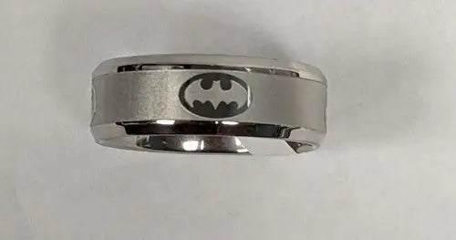 Size 11 3/4 Ring Silver Stainless Steel Engraved Batman band - Entertainment Memorabilia